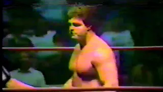 Jimmy Garvin vs Raymond Rougeau (International Wrestling 1985)