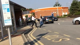 MAN RUNS AWAY FROM SECURITY GUARD AT SAINSBURYS!!! (CAUGHT ON CAMERA)