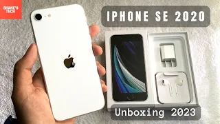 Apple iPhone SE 2020 | Unboxing 2023