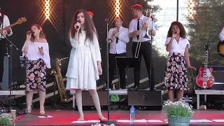 Angelina Jordan   I'll Be There   introducing the band   Proysenfestivalen   21 07 2017