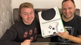 XBOX SERIES S обзор и распаковка - 40-летний холостяк и Даня Иванов