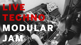 HEAVY TECHNO live modular jam (going acid with Soundforce + Moog)