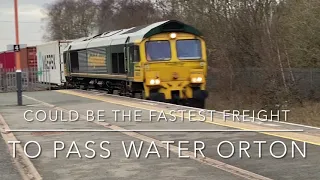 Fastest freight train in the world maybe replacement class 66 flies past at speed and warp speed fun