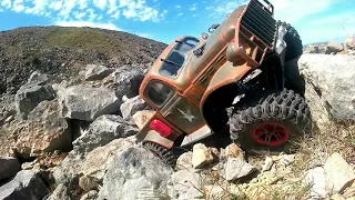 TRAXXAS TRX 4 JEEP CHEROKEE AND SCX10II DODGE OUT ROCK CRAWLING IN MOUNTAINS OF SOUTH WALES PART 2