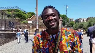 Man from Nairobi in Rome can speak Bengali