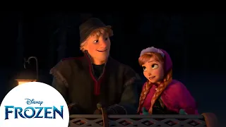 Anna y Kristoff Viajan por la Montaña del Norte | Frozen Español Latino
