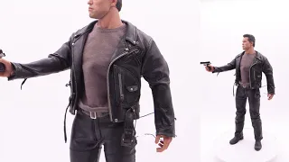 Hot Toys Terminator 2 T-800 1/6 Figure Review! And advice on buying used!