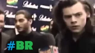 Harry Styles – "You're the womanizer, right?" (freddieismyqueen - legendado)