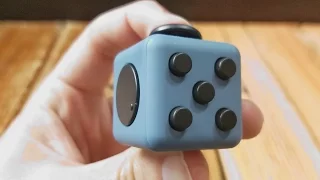 O que tem dentro do Fidget Cube? (Cubo Anti-Stress)