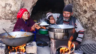 Love Story in a Cave | Old Lovers Living in a Cave Like 2000 Years Ago| Village life Afghanistan P6