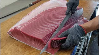 Amazing Giant bluefin tuna cutting Master , Sashimi/580磅!巨大黑鮪魚切割秀,終極A5和牛美味金三角生魚片-Taiwan Street Food