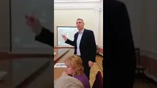 Віталій Кличко, Ви говорили, що б призупинити будівництво ЖК "патріотики на озерах" до рішення суду.