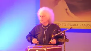 Pandit Shivkumar Sharma (Santoor)