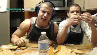 TYLER1 BUILDS A GINGERBREAD HOUSE VS HIS BROTHER [VOD: 17-12-2016]