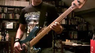 IRON MAIDEN 2 Minutes To Midnight Bass Cover How to play Iron Maiden on bass Steve Harris Signature