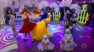 Família de Faro dança A Bela e a Fera no Dança Gatinho especial de Dia Das Mães