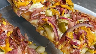 Pastrami pizza ‼️‼️‼️ support us