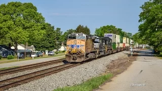 NS: A nice horn, on this short intermodal thru Wellford SC