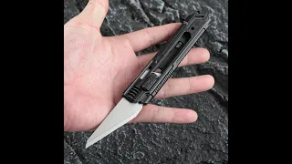 District 9 The latest version of utility knife