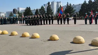 9 мая парад в Улан-Удэ. Много солдатов и военных техник