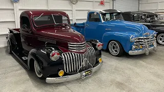 Colección de autos clásicos que se detuvo en la moda de los años 60 - @GenerationOldschoolEspanol