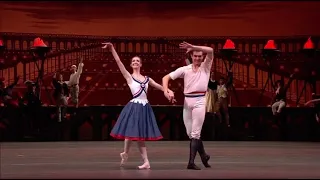 FLAMES OF PARIS - Grand Pas de Deux Jeanne & Philippe (Margarita Shrainer & Igor Tsvirko - Bolshoi)