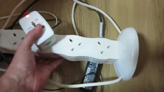 Travel adaptor which doesn't work and false claims made