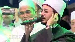 merinding denger ya..!!  Lirboyo Bersholawat - Suara Mqerdu Mustafa Atef Bikin Merinding_low.mp4