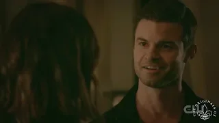 The Originals 5x11 FLASHBACK: Hayley meets Elijah at the Art Expedition