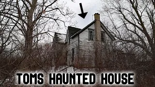 THIS ABANDONED HOUSE LOOKS LIKE TOMS HAUNTED HOUSE
