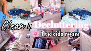 LET'S CLEAN TOGETHER | ORGANIZING THE KIDS ROOM | CLEAN WITH ME