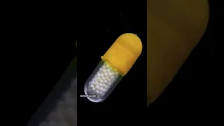 how capsule dissolve 💊  #micro #satisfying #zoom #atom