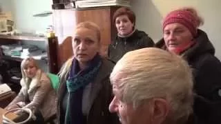 Избиратели с.Саливоньки в избирательной комиссии.