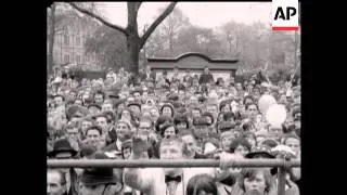 SPURS RETURN HOME WITH CUP