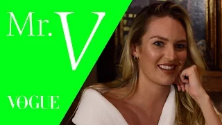 Candice Swanepoel revela como recuperou a forma após a gravidez