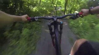 Скоростной спуск на велосипеде в Тоннельной балке