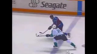 Peter Forsberg quarterback pass to Rob Blake (60fps upscale)