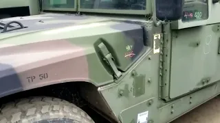 Знайомство із органами керування HMMWV. Приборна панель, світлові режими.