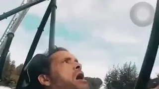 A Random Guy Pranks A Complete Stranger On A Roller Coaster With This Screw Loose Prank