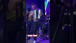 Donnie Yaipen Cantando En Vivo "Soledad" Cumbia Lizandro Meza