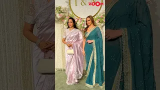 Hema Malini POSES with daughter Esha Deol at Ira Khan's reception #shorts #hemamalini #eshadeol