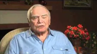 Ernest Borgnine discusses working in early live TV - EMMYTVLEGENDS.ORG