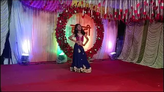 Wedding dance l in my bua ' s haldi l morni banke + laal pilli akhiya+laung da lashkara+lagdi thaai