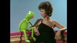 The Muppet Show - 105: Rita Moreno - Talk Spot (1976)