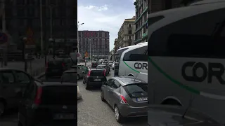 Stunning traffic flow in Napoli. ;-)