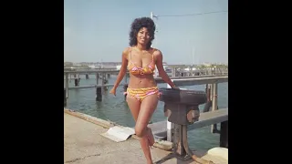 Rare and Stunning photos of Pam Grier: the African-American star who broke stereotypes in the 1970s