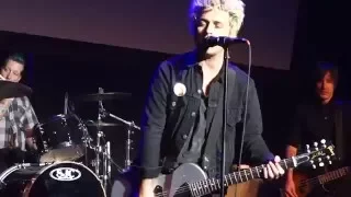 Geezer Premiere-Green Day- Billie Joe Armstrong "Scattered" [4.23.16]