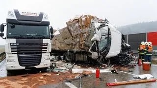 POŽÁRY.cz: Dopravní nehoda dvou kamionů na dálnici D1