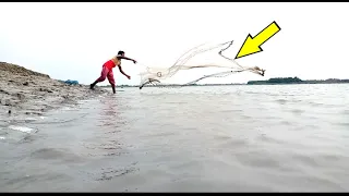 Best Net Fishing। Traditional Cast Net Fishing in village। Fishing With a Cast Net Part 36