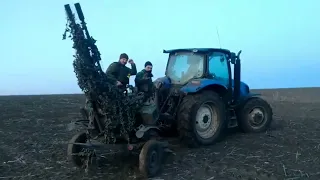 Ukrainian Farmers Steal Russian ZU-23 Anti-Aircraft Autocannon In #Nikolaev